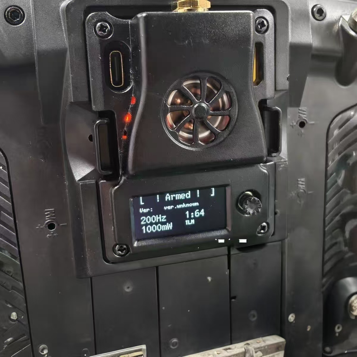 Усилитель сигнала Radiomaster  – обзор и цена Crossfire Receiver Rx